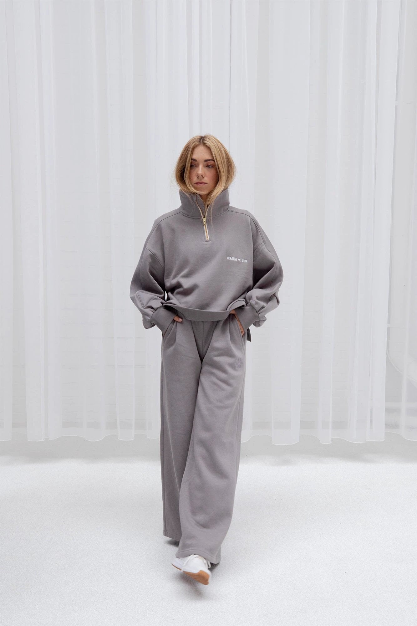 osaka-women-sweatpants-wide-leg-cloudburst-pantaloni-tuta-donna image 7