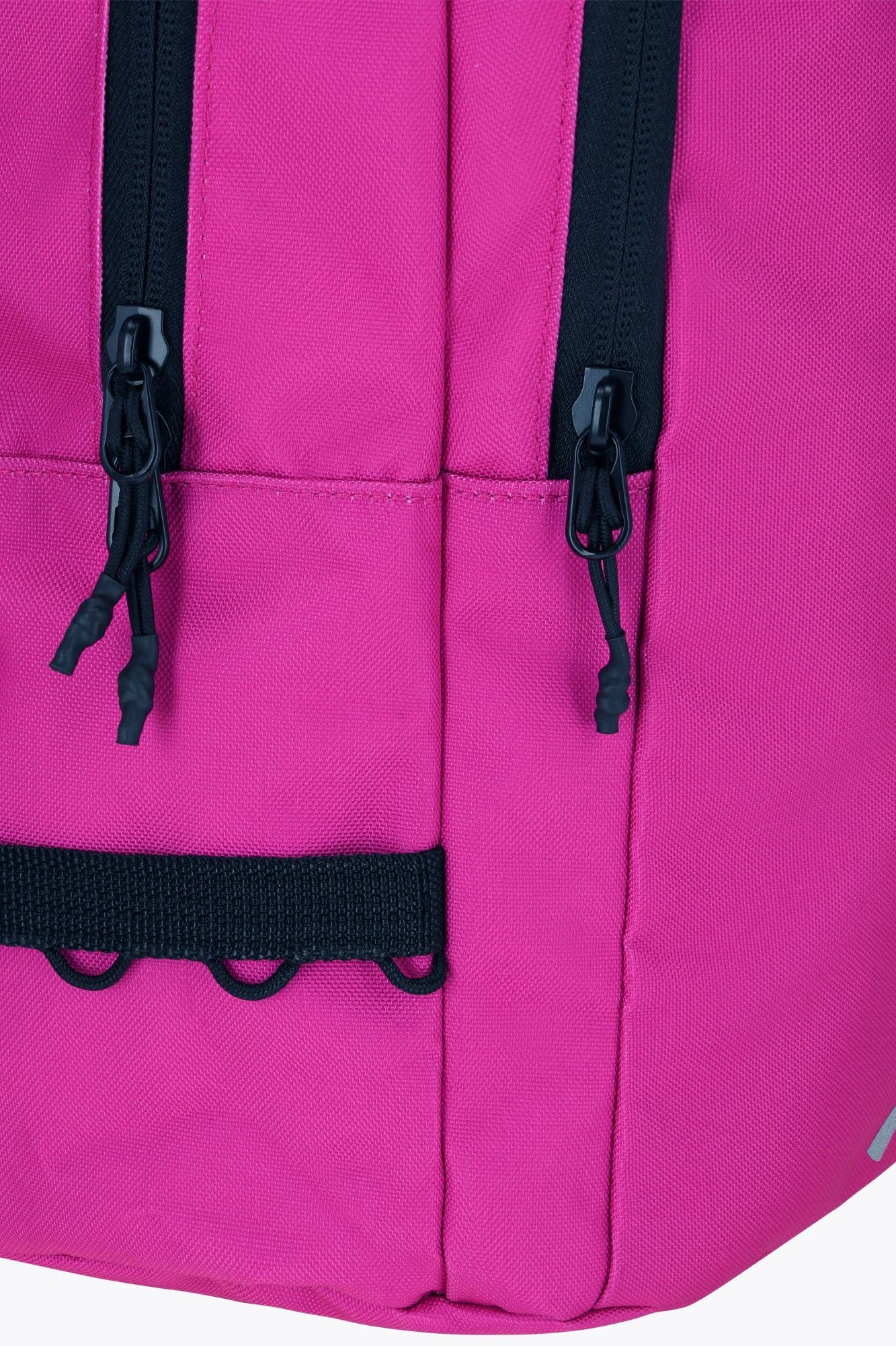 osaka-sports-backpack-1-mazza-electric-fuchsia image 6