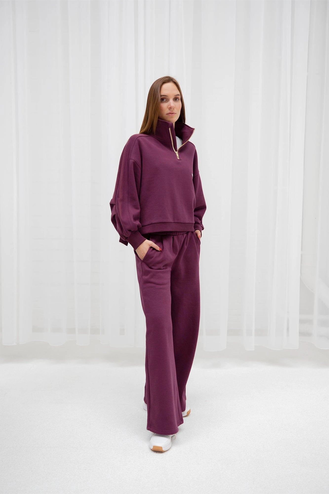 osaka-women-sweatpants-wide-leg-pantaloni-cherry-lacquer image 8
