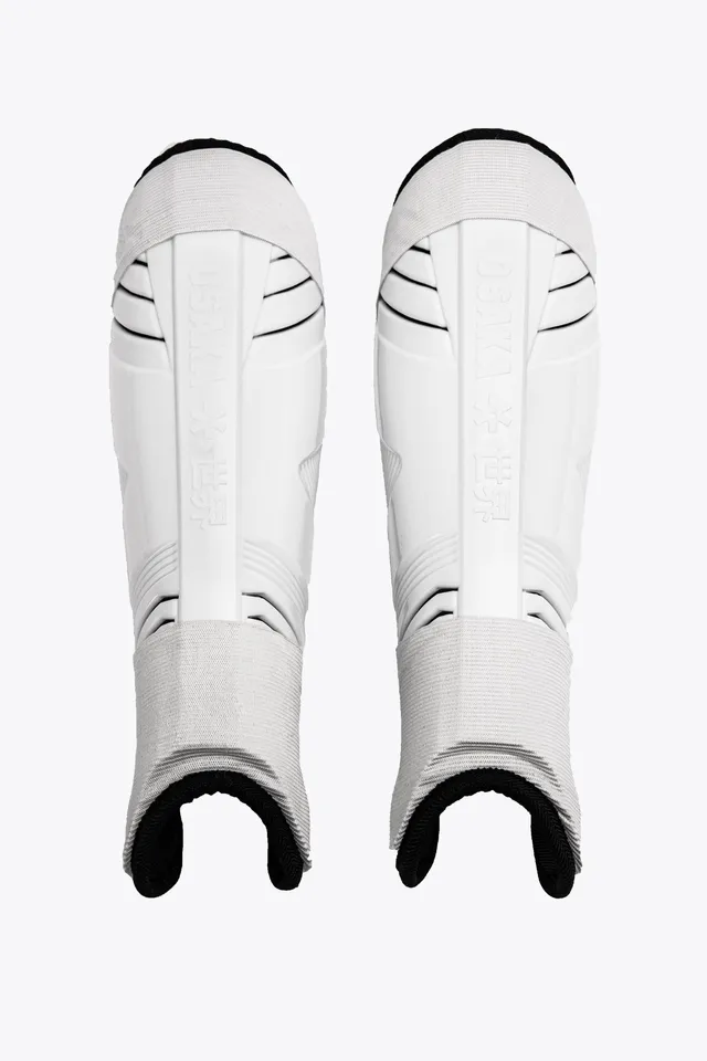 osaka-hockey-parastinchi-white-black image 1