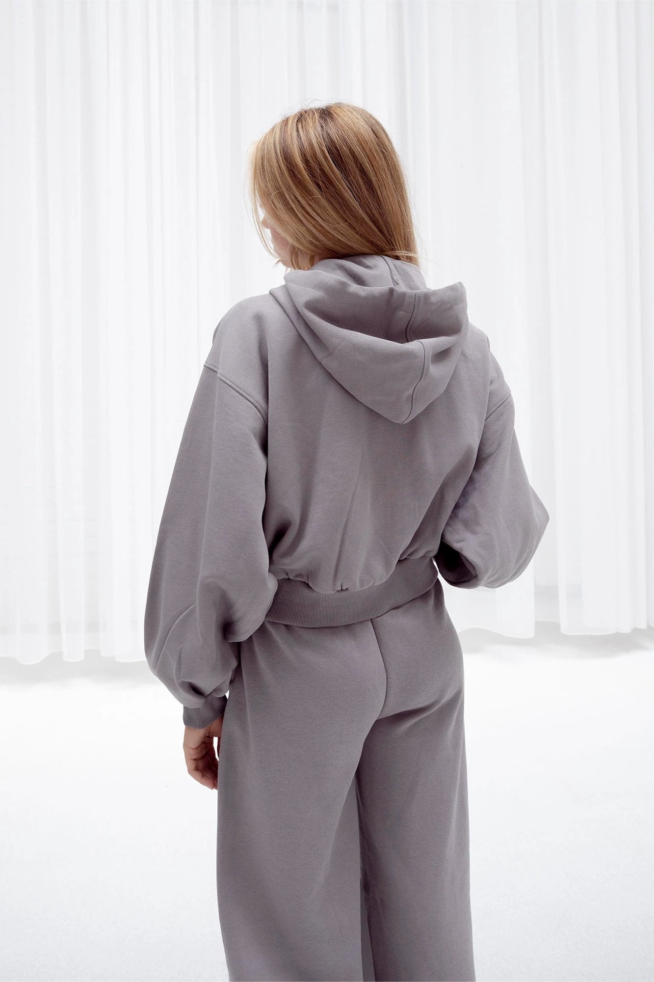 osaka-women-cropped-full-zip-hoodie-cloudburst image 6