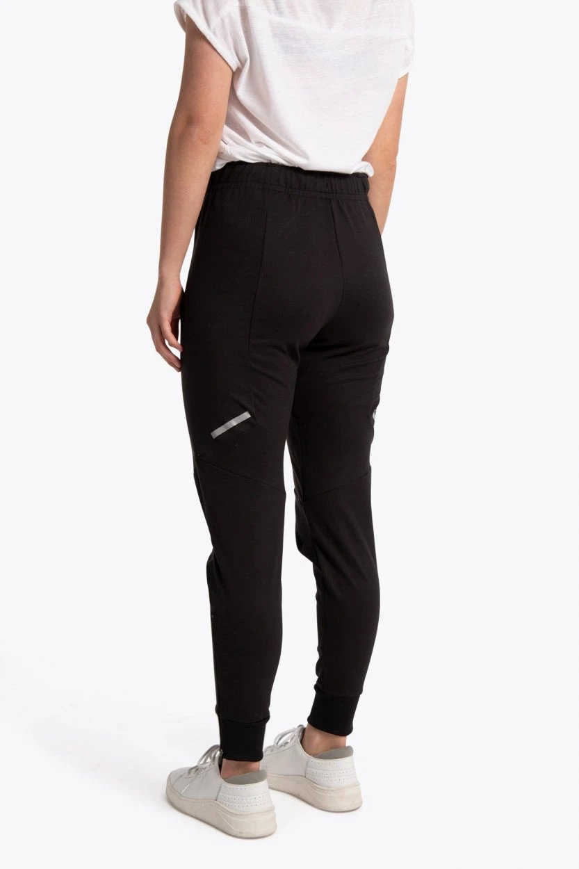 osaka-women-track-pants-black image 2