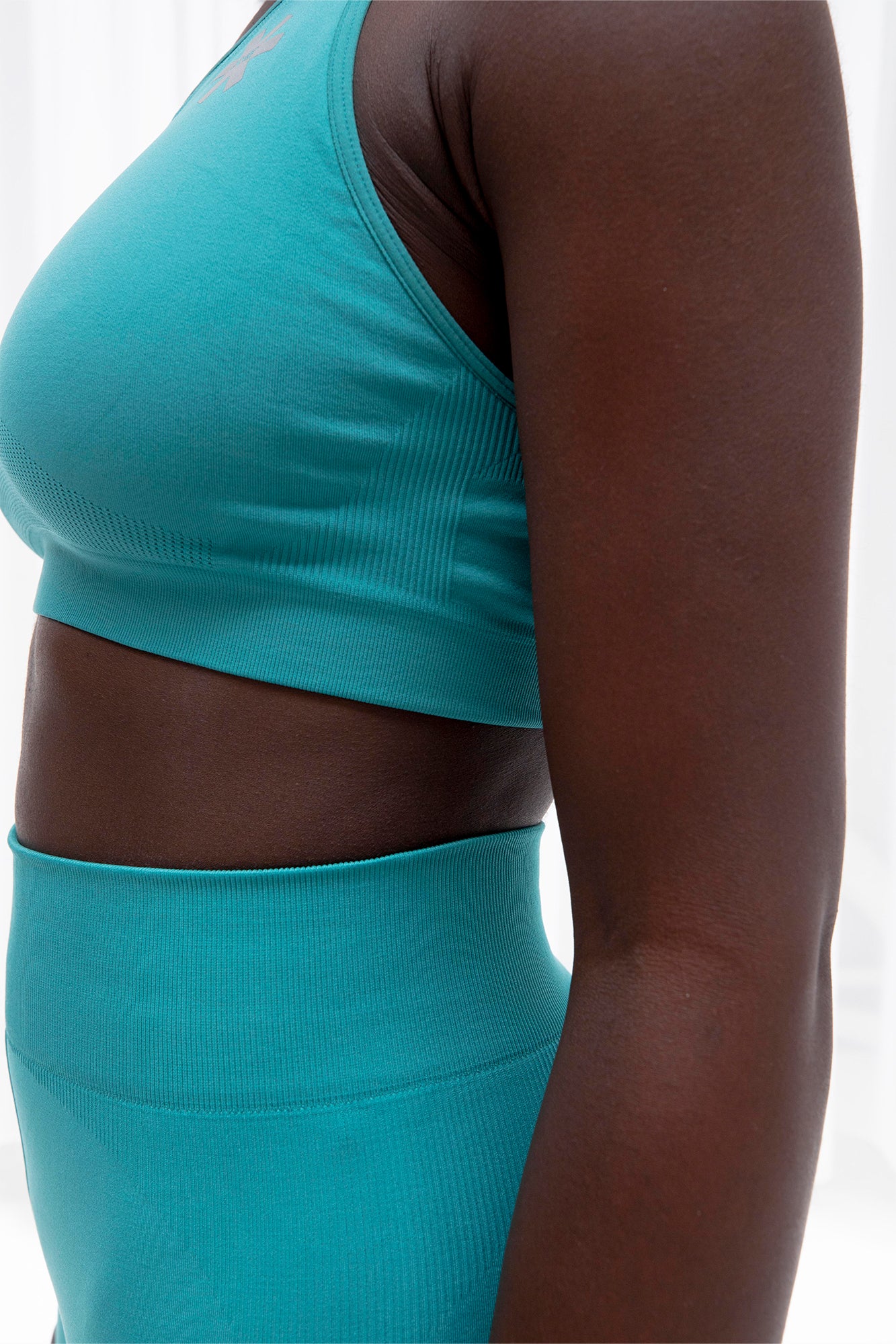 osaka-women-tech-sports-bra-bayou-green image 5