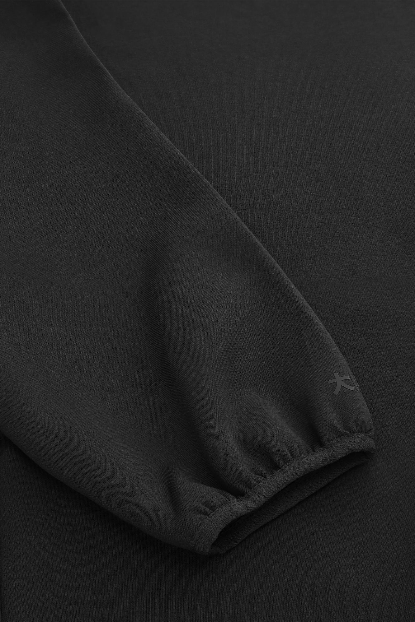 osaka-unisex-hoodie-neo-knit-felpa-nera image 4